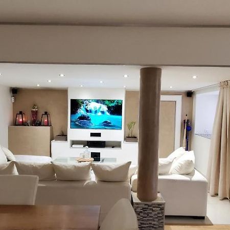 Appartement En Bord De Lac Avec Jaccuzi Publier Kültér fotó