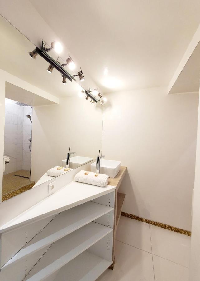 Appartement En Bord De Lac Avec Jaccuzi Publier Kültér fotó